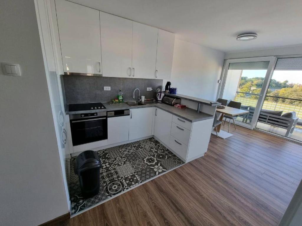 Apartamento Sea View Balcony And Parking Zadar Exterior foto